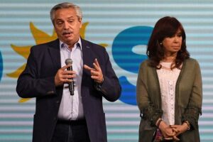 Alberto Fernández classificou o episódio como o mais grave desde 1983 Argentina decreta feriado nacional após ataque contra Cristina Kirchner