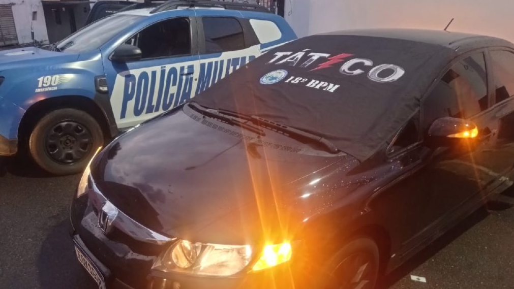 Carro furtado em Minas Gerais é recuperado pela polícia em Catalão (GO)