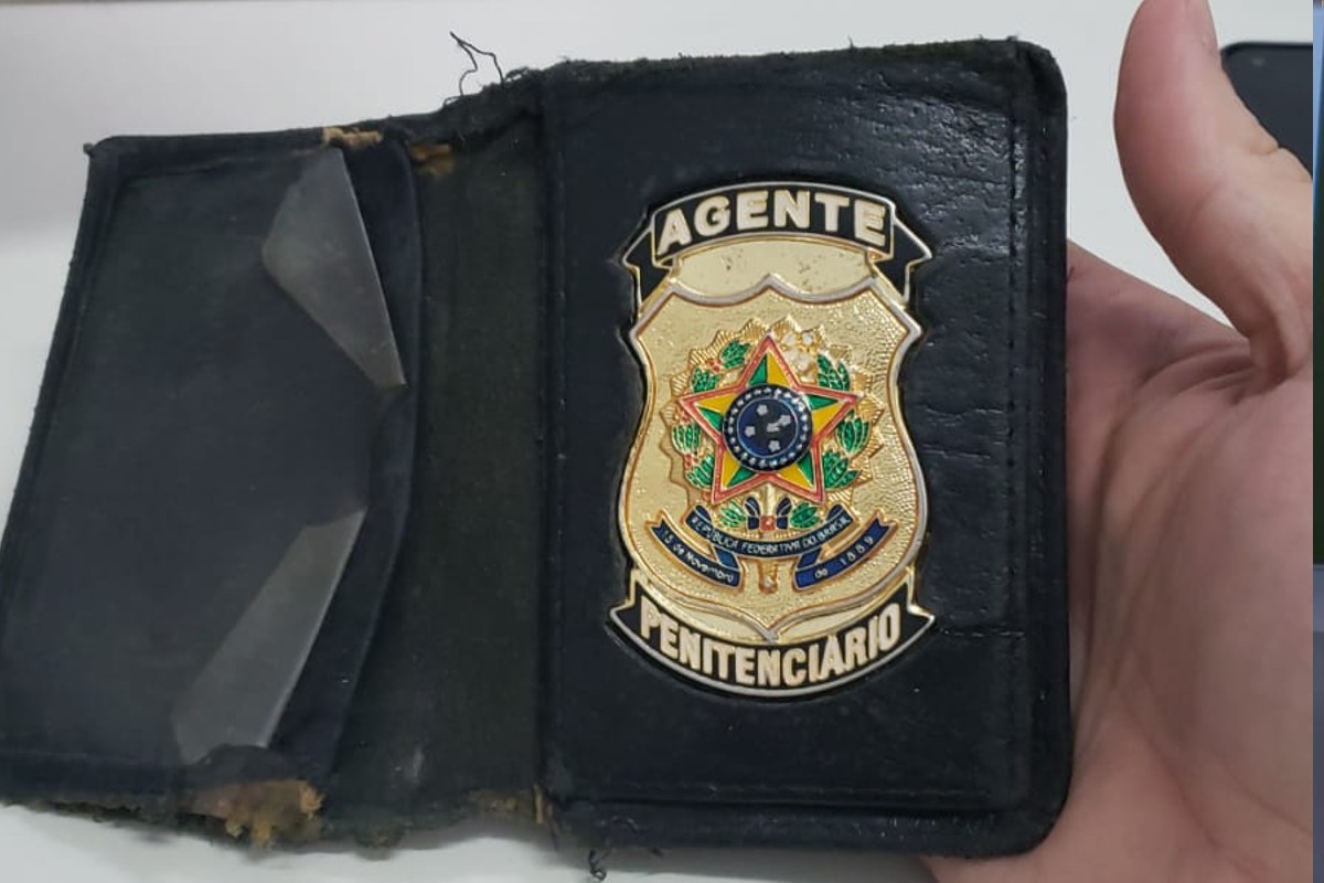 Homem que usava distintivo falso da Polícia Penal é preso em Goiânia (Foto: Divulgação)