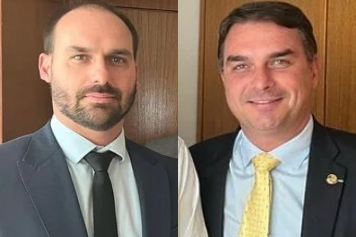 Flávio e Eduardo Bolsonaro vão à embaixada pedir cidadania italiana (Foto: Reprodução)