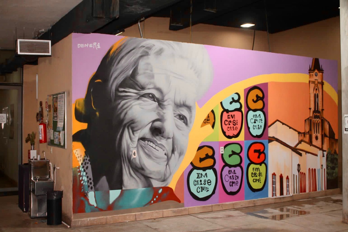 Vila Cultural Cora Coralina ganha murais de grafite