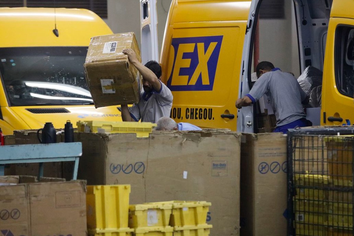 Equipe de Lula vai tentar barrar privatização dos Correios (Foto: Agência Brasil)