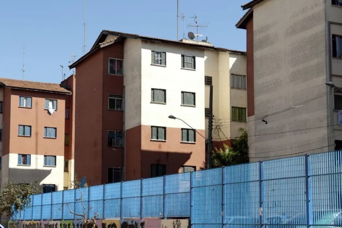 A ideia é possibilitar a entrega de moradias de forma mais rápida que a construção de novos conjuntos habitacionais (Foto: Agência Brasil)