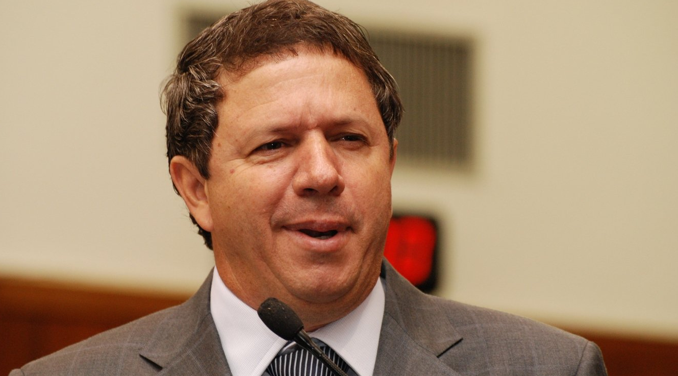 Especialista avalia que espaço político deixado pelo ex-prefeito Zé Gomes ainda não foi ocupado