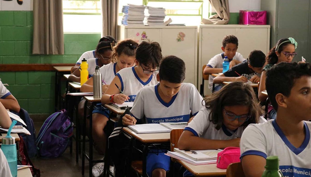 Escolas da rede municipal de Goiânia devem trocar sirene por sinais sonoros adequados a autistas