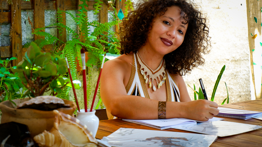 Raquel Rocha lança o livro "Orixás, entre traços e versos"