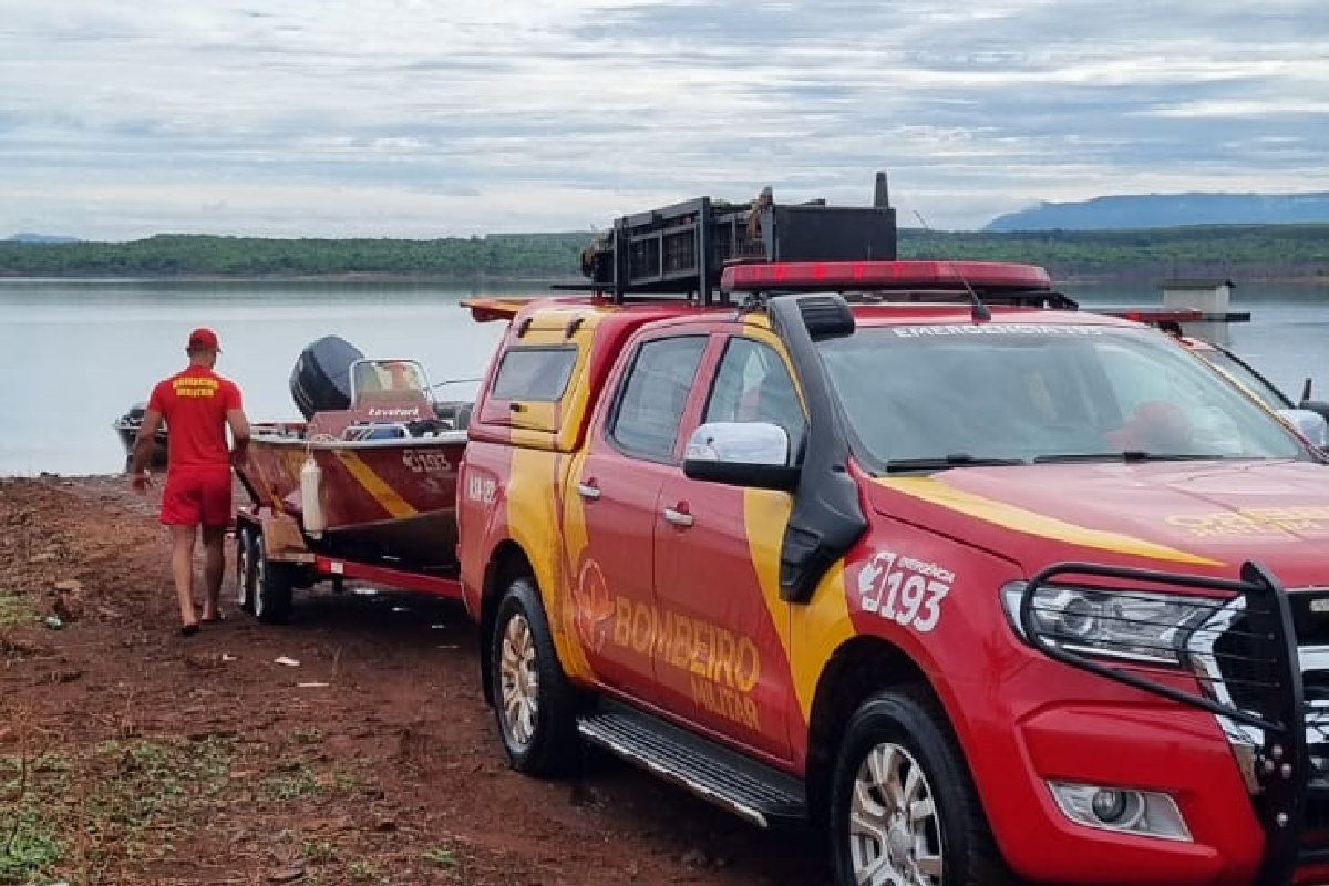 O Corpo de Bombeiros de Anápolis encontrou, no último sábado (29), o corpo de um homem de 40 anos, que se afogou no Lago Serra da Mesa, em Goiás.