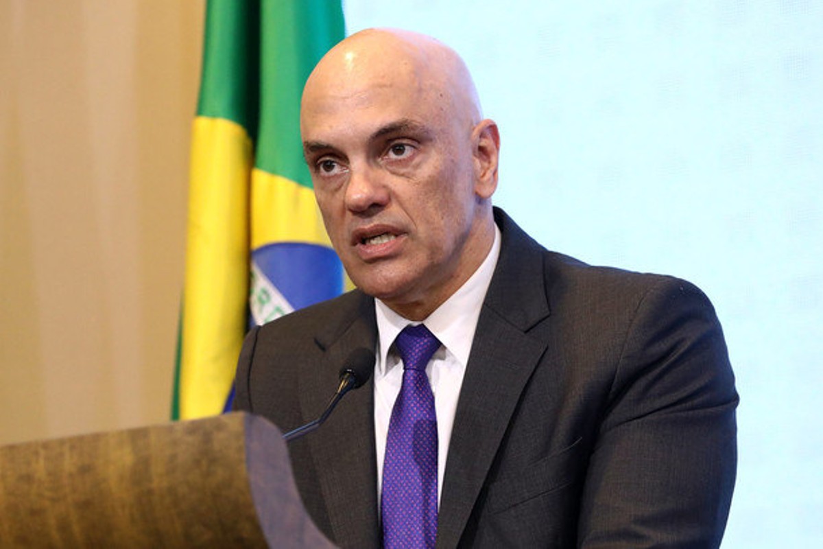 Moraes derruba canal de bolsonarista no Telegram que defendeu 'quebrar urna'