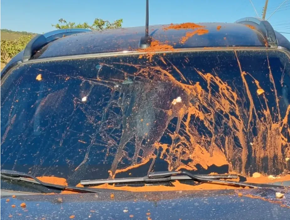 Carro do juiz que pediu a prisão do ministro Milton Ribeiro (Foto: Reprodução)
