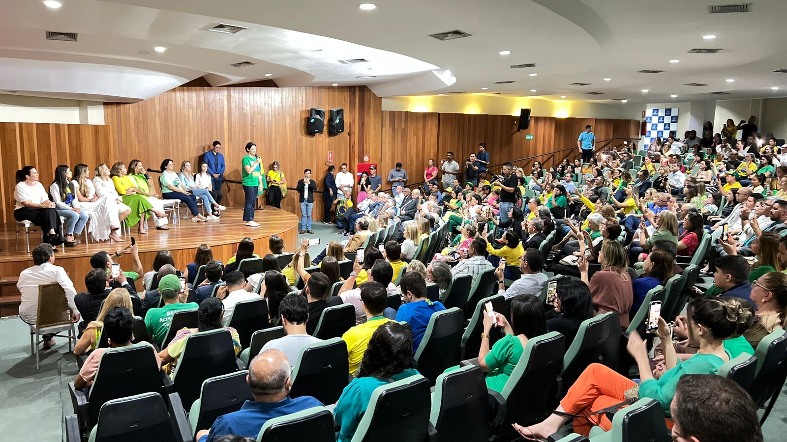A primeira-dama Michelle Bolsonaro participa, neste momento, de encontro de lideranças religiosas, em Goiânia. (Foto: divulgação)