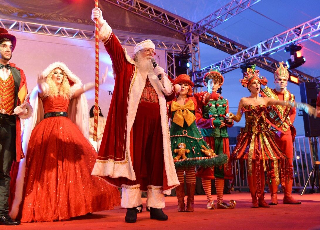 Decoração e Papai Noel marcam presença no centro de compras desde o dia 6/11