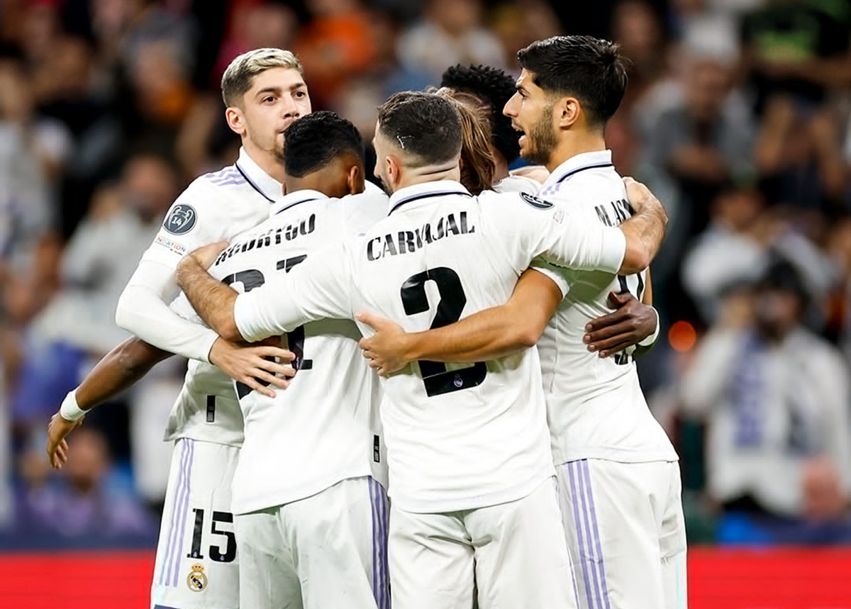 Jogadores do Real Madrid comemoram gol na Liga dos Campeoões