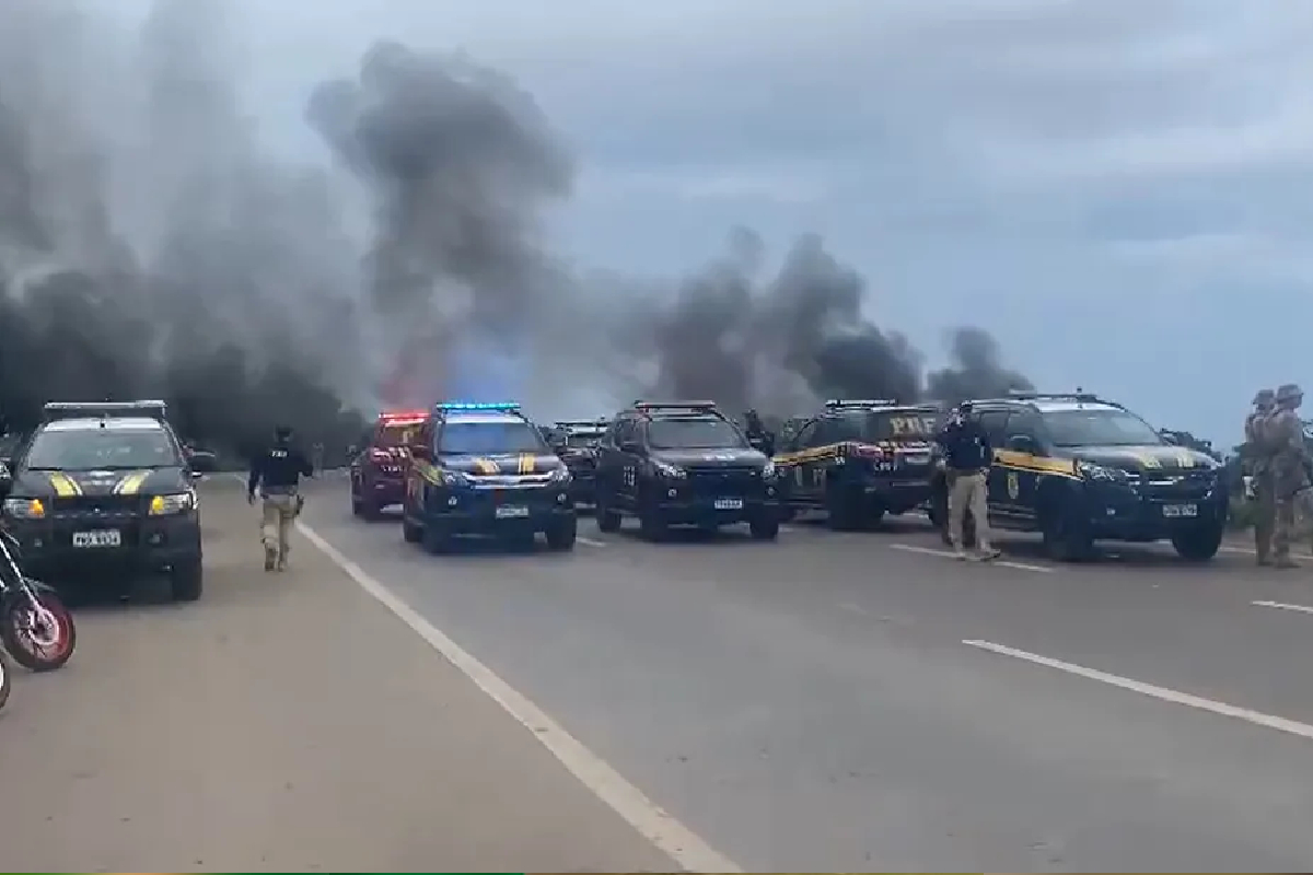 Nenhuma rodovia está interditada em Goiás, diz PRF