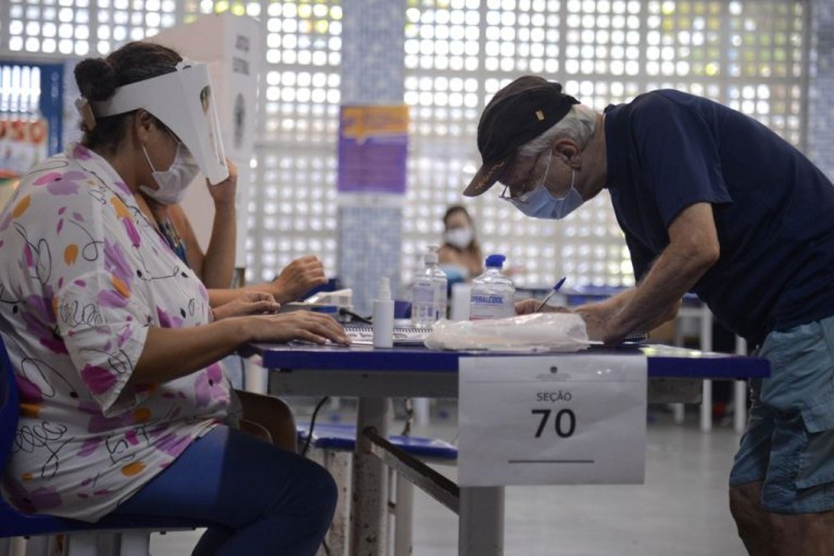 Pleito teve 4,20% de votos brancos e nulos. Primeiro turno teve diminuição de votos brancos e nulos, diz TSE
