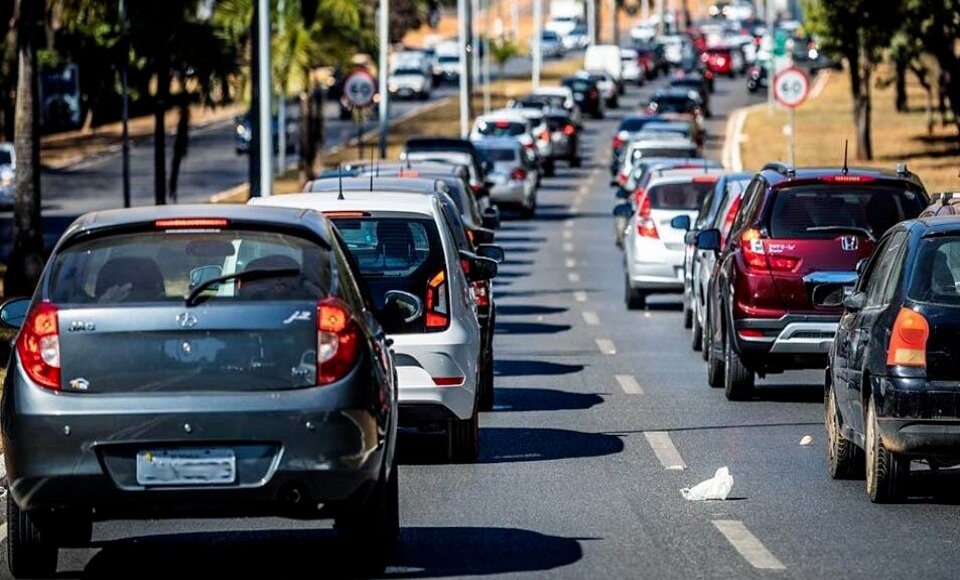 Segmento aumentou as vendas em 1,7% na comparação com o mesmo mês de 2021 Comércio de veículos e motocicletas cresce pelo 19º mês em Goiás