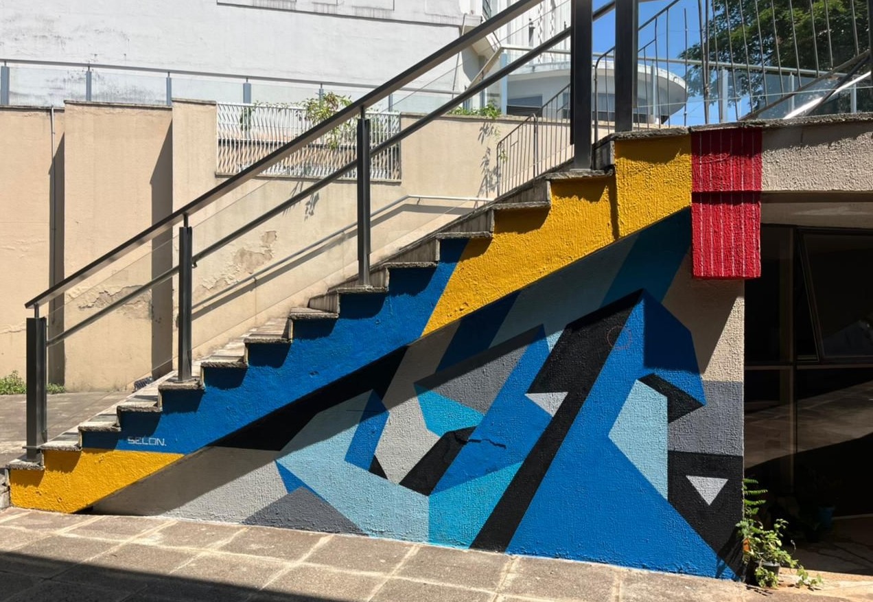 Murais na Vila Cora Coralina são novas atrações do espaço