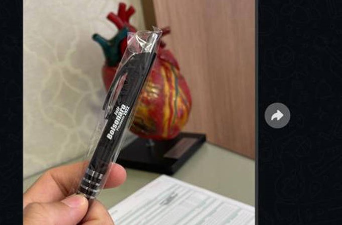 Gustavo Baiocchi expôs dados de paciente no WhatsApp Médico tenta convencer pacientes a votar em Bolsonaro dando canetas em rio verde