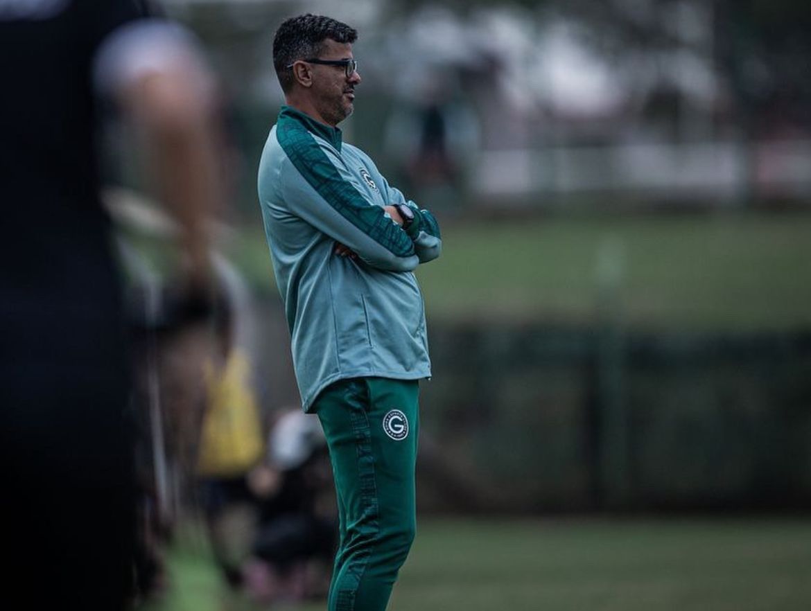 Mário Henrique, treinador do Goiás