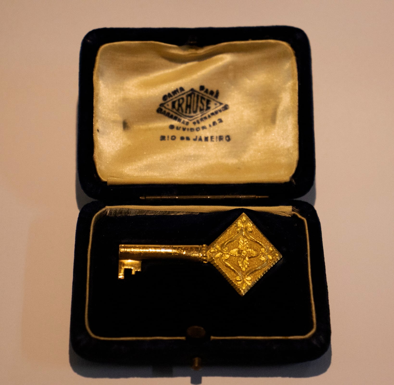 Chave da cidade guardada no estojo (Foto: Acervo MIS-GO)