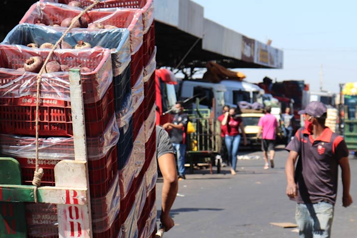 “Mais dois dias e faltariam produtos”, diz gerente da Ceasa-GO sobre bloqueios