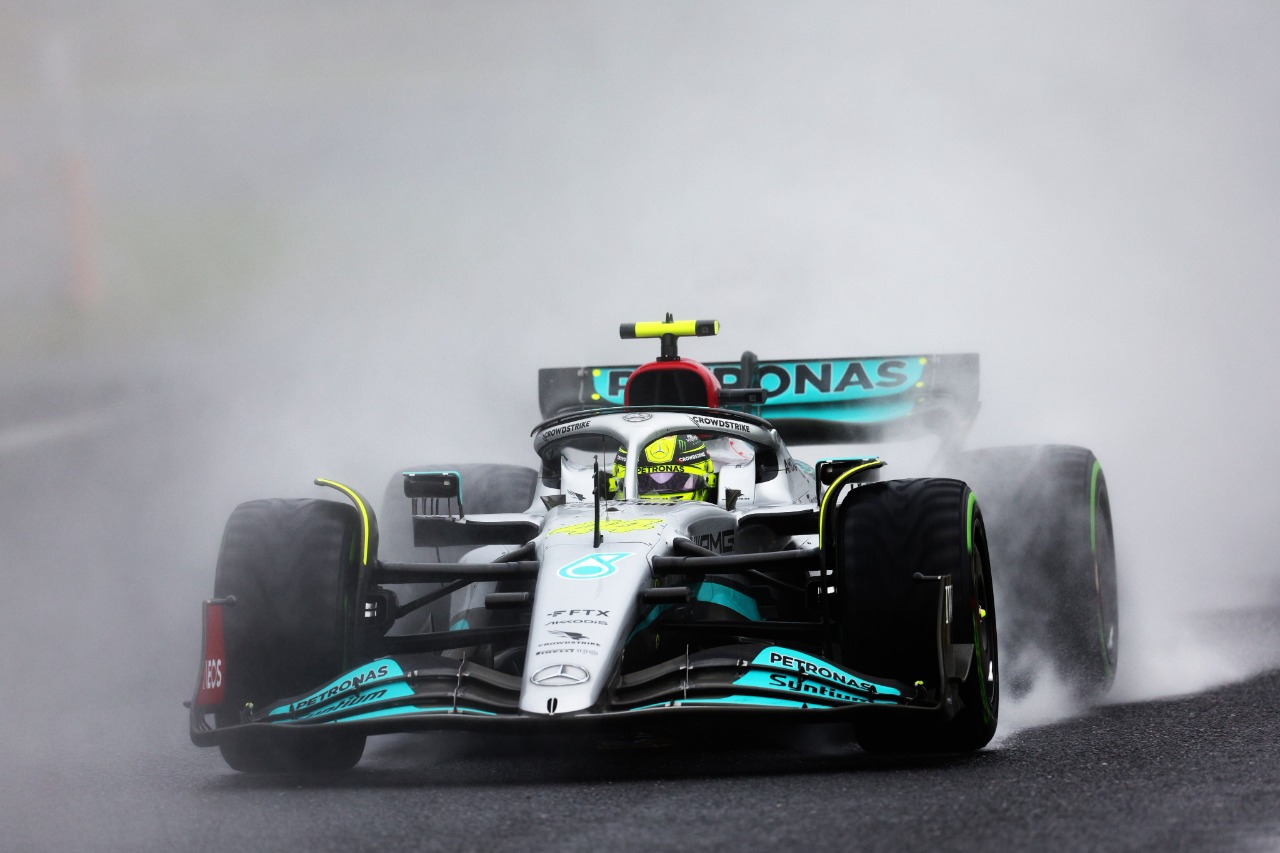 Carro da Mercedes no GP do Japão