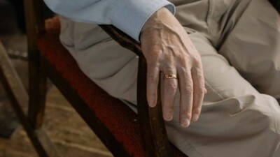 Mulher será indenizada em R$ 8 mil Viúva será indenizada após hospital perder aliança do marido e devolver dentadura de outro paciente