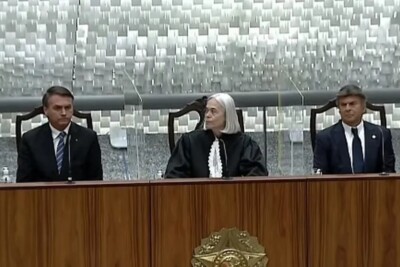 Com a presença de Bolsonaro, novos ministros do STJ são empossados