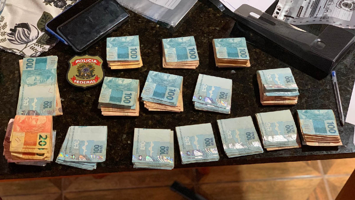 Contas bancárias dos envolvidos foram bloqueadas (Foto: Divulgação - PF)