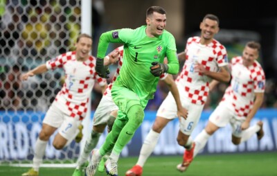 Jogadores croatas comemoram classificação em cima do Brasil