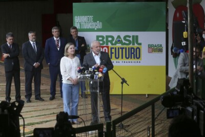 Equipe econômica terá autonomia, mas eu que fui eleito, diz Lula