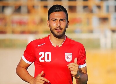Zagueiro iraniano Amir Nasr-Azadani, de 26 anos