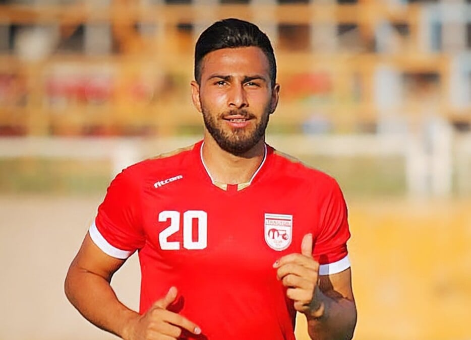 Zagueiro iraniano Amir Nasr-Azadani, de 26 anos