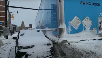 EUA enfrentam nova tormenta no Oeste, enquanto vítimas da nevasca no Leste chegam a 56