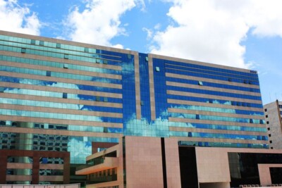 AGU publica editais de concurso com 300 vagas para formados em Direito