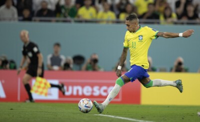 Raphinha em jogo diante da Coreia do Sul