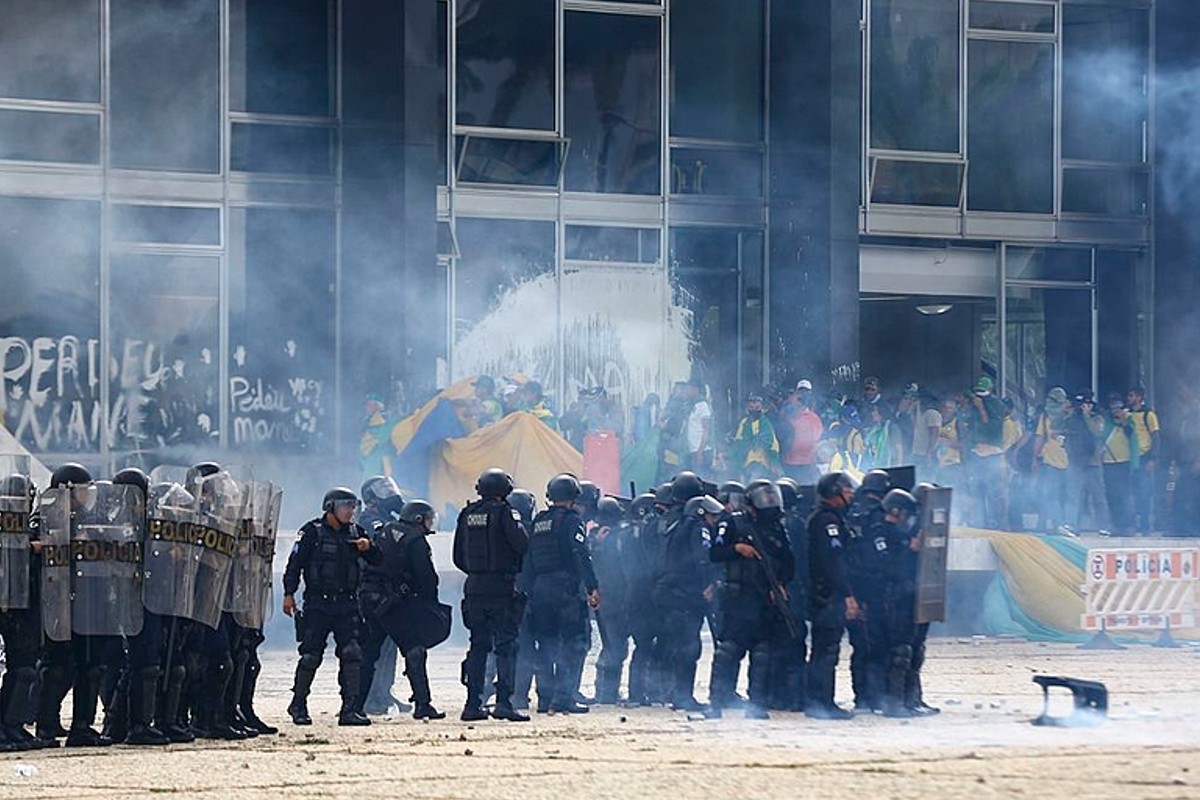 PF cumpre 16 mandados de prisão de bolsonaristas em nova fase de operação sobre 8/1 ataques em sete estados e no Distrito Federal