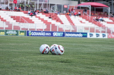 Bola do Campeonato Goiano 2023 no OBA