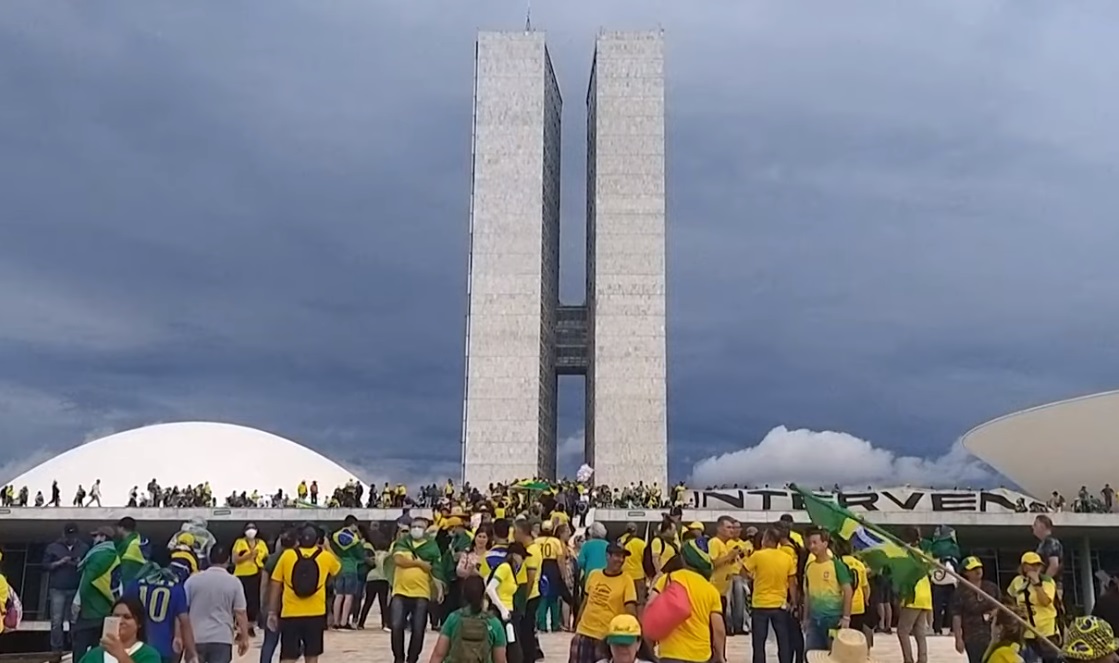 STF forma maioria e torna réus mais 245 pessoas pelos atos de 8/1