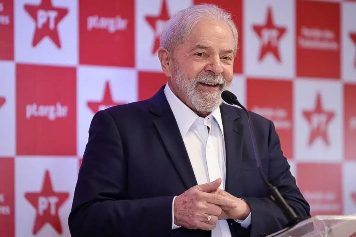Presidente disse que sua decisão vai depender do contexto político do País Lula agora admite concorrer à reeleição em 2026