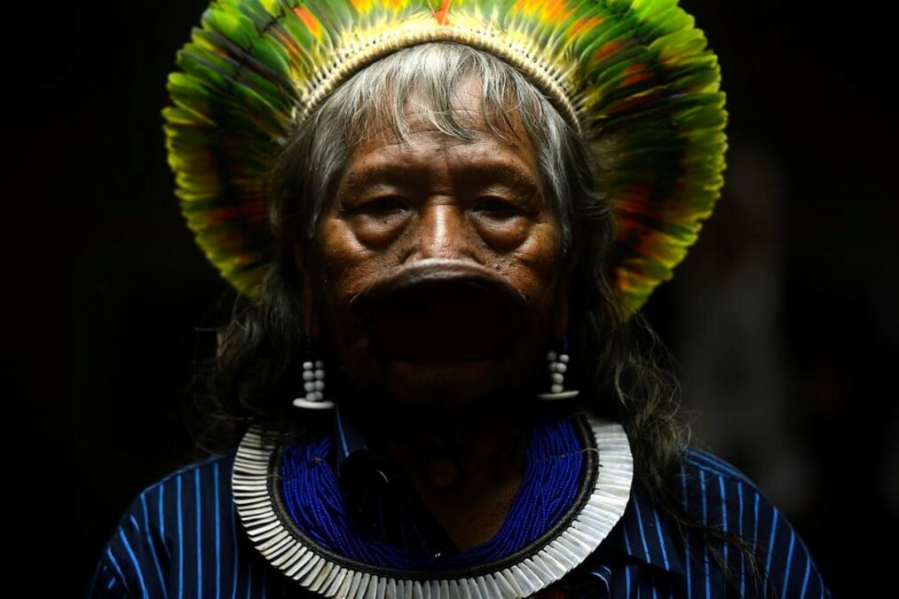 Cacique Raoni volta a ser internado na UTI após quadro de infecção grave Estado de líder indígena é considerado grave