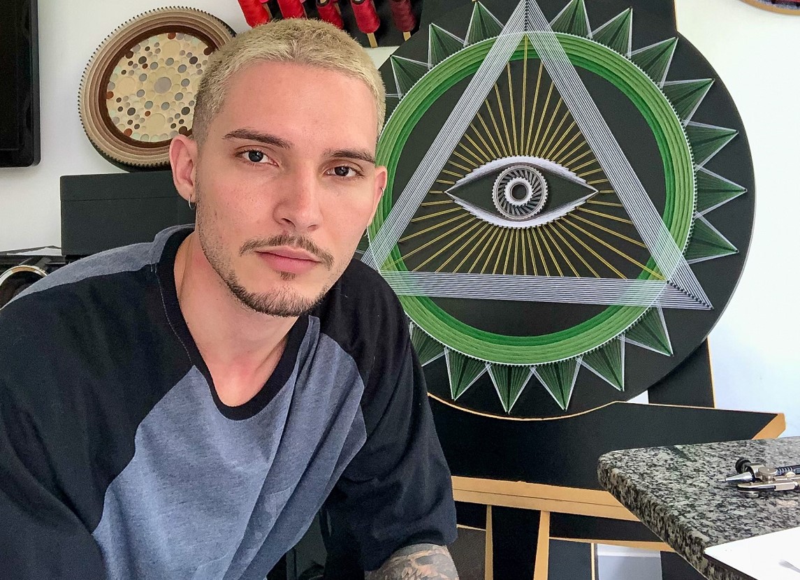 Exposição entrelinhas estreia em Goiânia