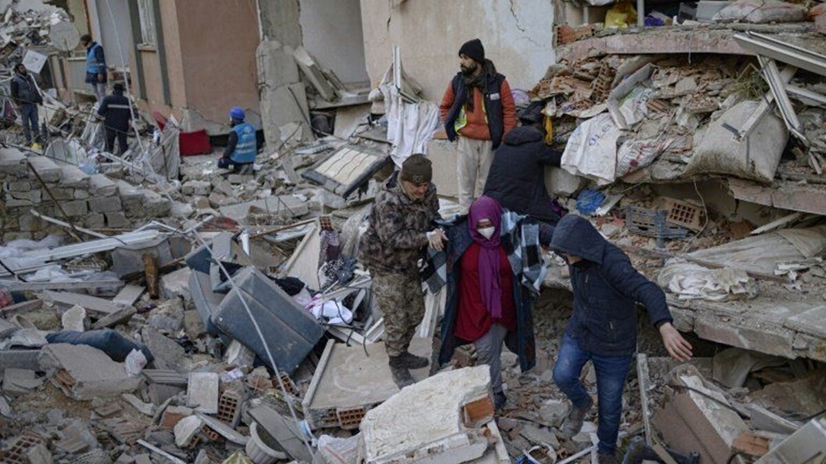 Turquia teve 4,7 mil tremores secundários desde o terremoto principal, há 11 dias