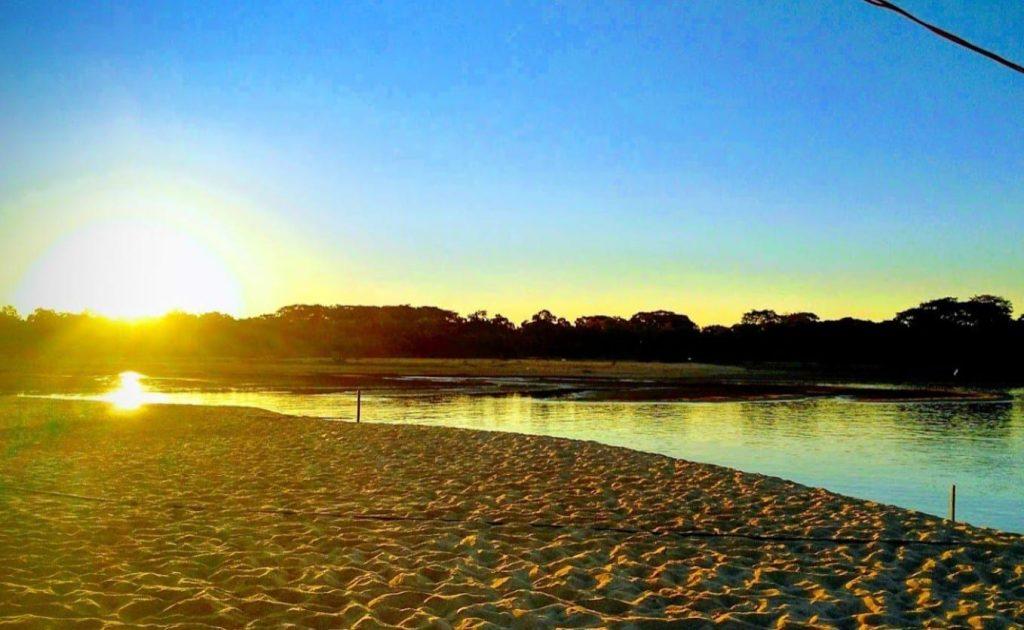 Rio Araguaia é um dos atrativos de Aruanã e um dos destinos para fugir do Carnaval em Goiás