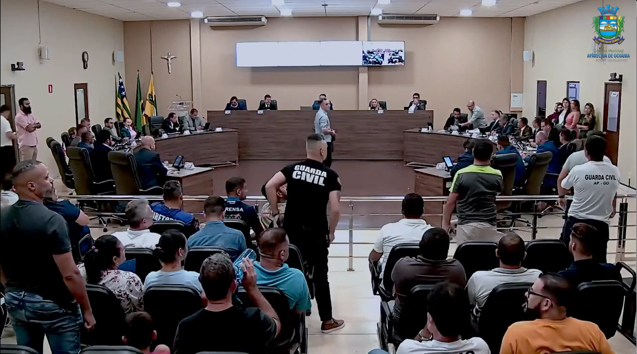 Protesto de guardas civis em Aparecida (Foto: Reprodução - Youtube)