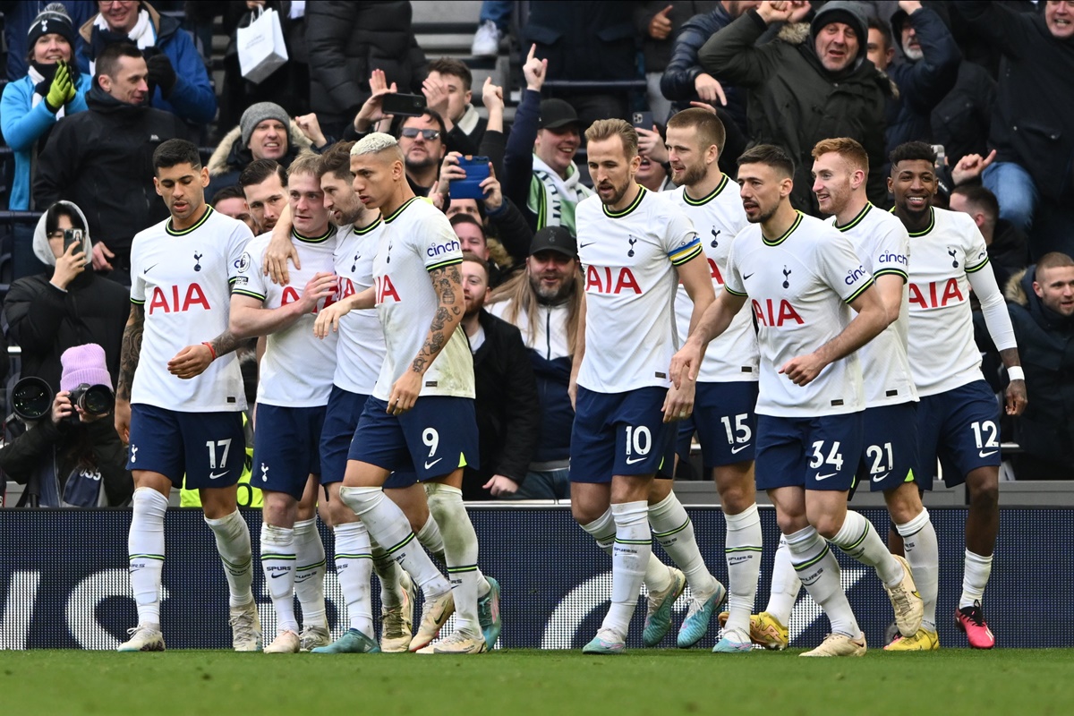 Tottenham vence clássico quente contra o Chelsea e afunda rival