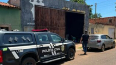 A Polícia Civil prendeu um jovem de 23 anos suspeito de matar adolescente, de 17, por engano em uma tabacaria situada na Itumbiara, no Sul de Goiás. O mandado de prisão preventiva foi cumprido na tarde desta quinta-feira (9).