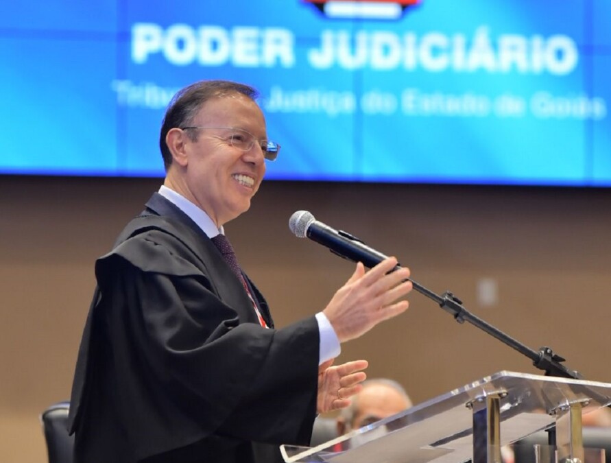 Carlos França toma posse como presidente do TJGO