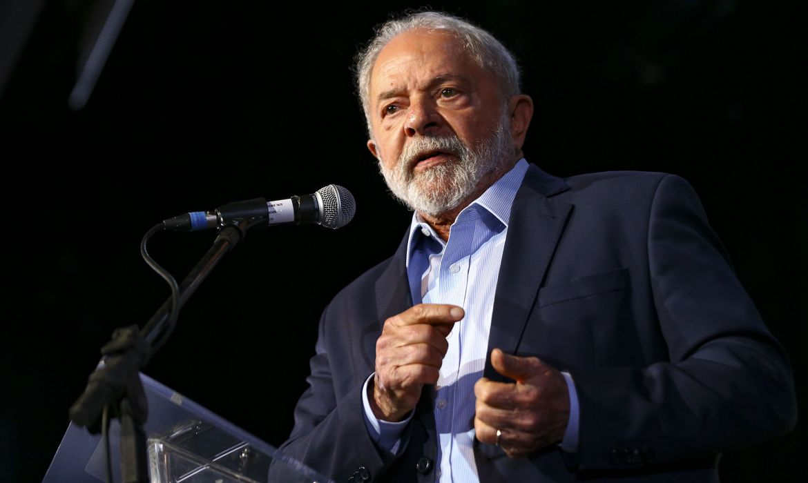 Lula divulga foto oficial da Presidência; veja Imagem será estampada em todas as repartições públicas federais