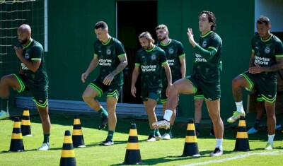 O Goiás avançou para o mata-mata com a primeira colocação geral