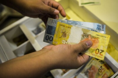 Programa oferece até R$ 21 mil de crédito para empreendedores negros